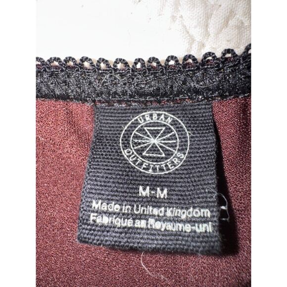 Urban Outfitters Y2K lace overlay mini skirt. Burgundy, Medium, Made in UK. - Picture 4 of 5